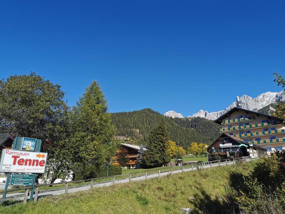 Family Appartment - Dachstein View 람자우 암 다흐스타인 외부 사진